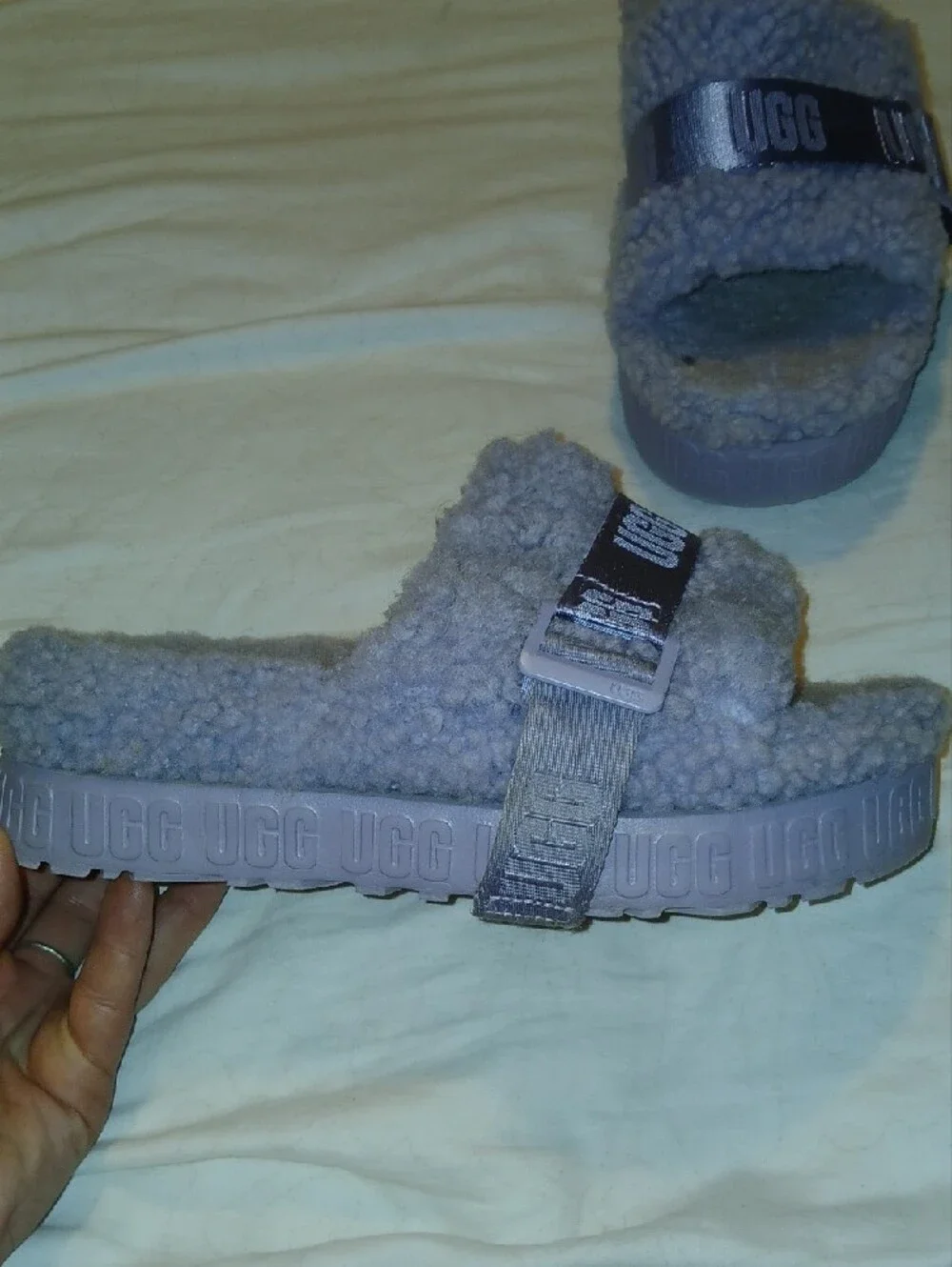 UGG Womens Purple Gray Fluffita Shearling Slide Platform Sandals     Sz: 8